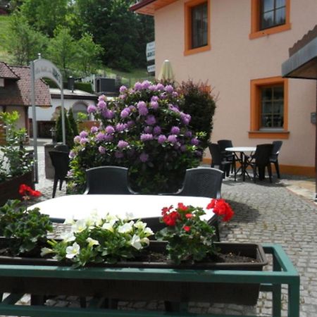 Hotel Hirsch Seebach Exterior photo